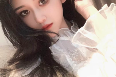 北京外围模特172F99年白天然真欧美肥tun性格温柔