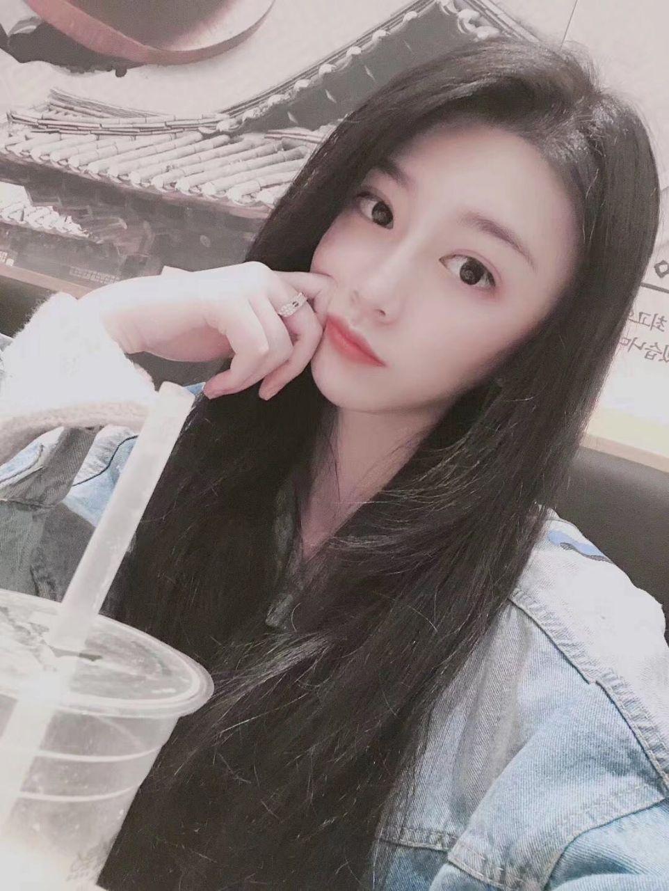 广州外围模特166D00年廣州超甜小女友～皮肤雪白嫩滑小蛮腰甜美气质清纯甜美～～ - 1 - https://vip.gstudiovip.com/gz/%e5%b9%bf%e5%b7%9e%e5%a4%96%e5%9b%b4%e6%a8%a1%e7%89%b9166d00%e5%b9%b4%e5%bb%a3%e5%b7%9e%e8%b6%85%e7%94%9c%e5%b0%8f%e5%a5%b3%e5%8f%8b%ef%bd%9e%e7%9a%ae%e8%82%a4%e9%9b%aa%e7%99%bd%e5%ab%a9%e6%bb%91-2.html