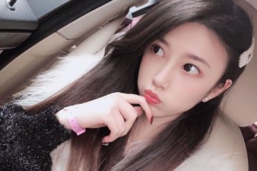 广州外围模特166D00年廣州超甜小女友～皮肤雪白嫩滑小蛮腰甜美气质清纯甜美～～