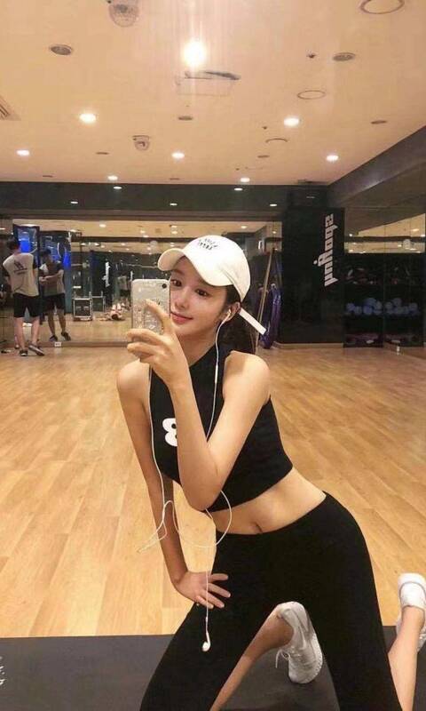 广州外围女价格 广州外围女模特 广州外围女微信 广州商务模特包月价格