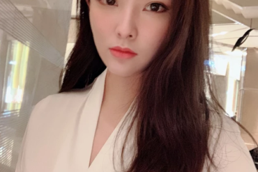 广州外围模特广美美术学院在读田娜白皙纯美性格开朗艺术细胞浓厚善谈性格好168C