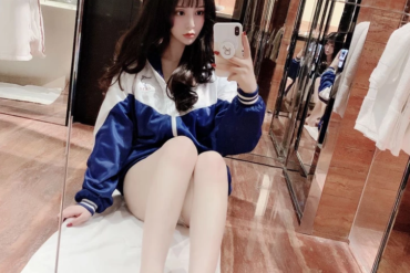 广州外围模特175大f罩杯大大大奶牛清纯无整容给你女朋友的感觉全身雪白