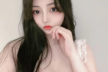 上海外围模特新人首开00兼职无整清纯女孩168D性格开朗温柔可爱本人超甜给你初恋的感觉
