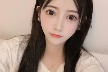 上海外围模特只短期兼职99年清纯可爱筷子腿169c体重94女友感觉甜美可爱有礼貌乖巧