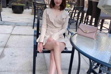 上海外围模特奥迪奔驰网红车模高情商在线兼职00177c豪华gzs外国语大学俄语系留學生中俄四分之一混血儿穿着气质细腰翘臀性格温柔粉嫩多汁待你如男友