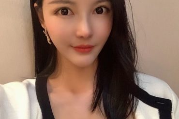 深圳外围模特平面模特兼职专业服装设计师高素质性格开朗大牌气质甜美款大长腿蜜桃臀