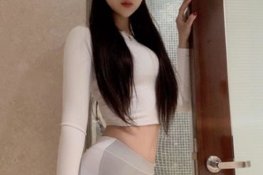 深圳外围模特学生兼职00年175D貌美水蛇腰
