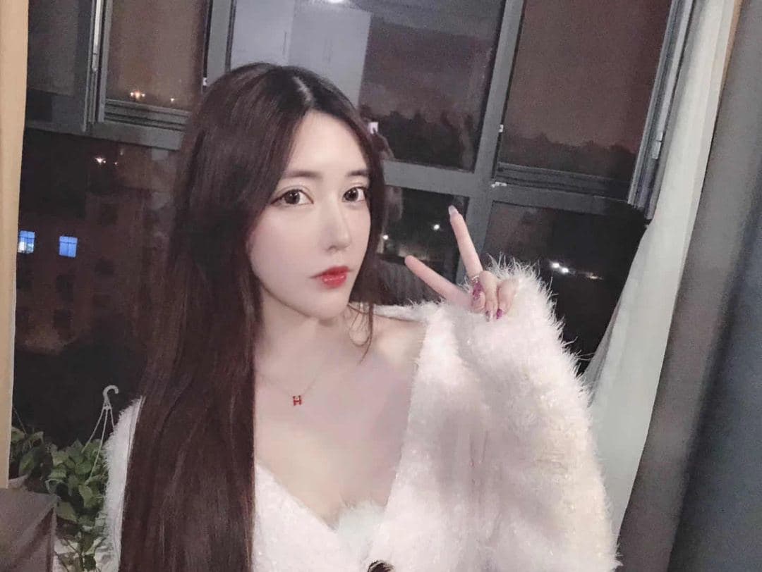 深圳外围模特00170D高校在读温柔大方,态度好声音甜美皮肤Q弹腿长直腰细大 - 5 - https://vip.gstudiovip.com/sz/%e6%b7%b1%e5%9c%b3%e5%a4%96%e5%9b%b4%e6%a8%a1%e7%89%b900170d%e9%ab%98%e6%a0%a1%e5%9c%a8%e8%af%bb%e6%b8%a9%e6%9f%94%e5%a4%a7%e6%96%b9%e6%80%81%e5%ba%a6%e5%a5%bd%e5%a3%b0%e9%9f%b3%e7%94%9c%e7%be%8e.html