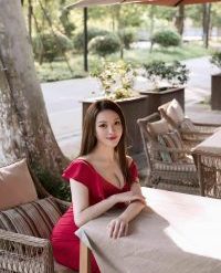 在深圳怎么约到商务模特