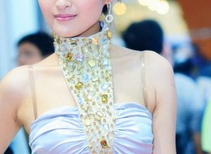 长沙美女模特经纪人,哪里能约长沙美女模特