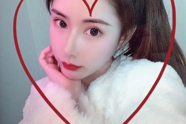 昆明外围模特高端兼职白领可角色扮演擅长纯情办公室ol风格身材高挑完美腿修长善沟通好相处身高181Cm罩杯F