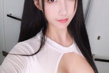 西安外围模特纯新人168Ｄ音乐学院学生清纯皮肤白