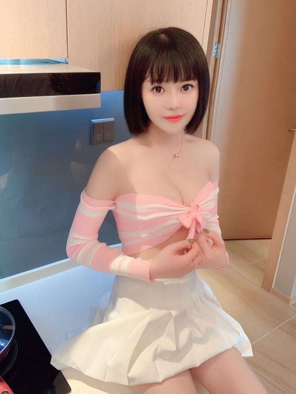 温州外围模特172学生兼职健身教练长腿蜜桃臀A4腰可一字马全身雪白气质动人可口69 - 5 - https://vip.gstudiovip.com/%e6%b8%a9%e5%b7%9e%e5%a4%96%e5%9b%b4%e6%a8%a1%e7%89%b9172%e5%ad%a6%e7%94%9f%e5%85%bc%e8%81%8c%e5%81%a5%e8%ba%ab%e6%95%99%e7%bb%83%e9%95%bf%e8%85%bf%e8%9c%9c%e6%a1%83%e8%87%80a4%e8%85%b0%e5%8f%af.html