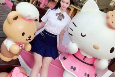 厦门外围模特17200皮肤白清纯天然美有腹肌俏皮可爱略带性感
