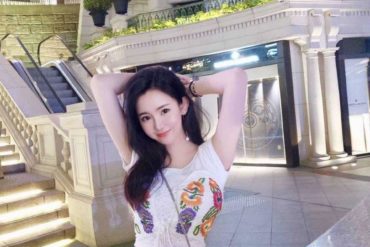 成都外围模特纯新人游玩一周、真人真照假陪全款北京外围模特在校大学生、英语六级、高素质高情商00年、172D、S型、雪白