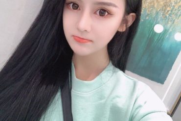 长沙外围模特新人00年168C湖南第一师范活泼开朗