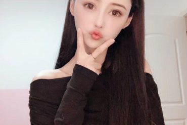 西安外围模特清纯学生皮肤雪白光滑169c