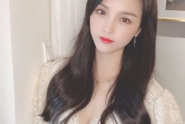 南昌外围模特清纯学生性格好172.36D白小纯皮肤圆滑细腻穿着清爽洋气微笑天使有素养会聊天