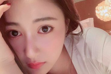 成都外围模特学妹新人身高168D00後青春甜美小學妹
