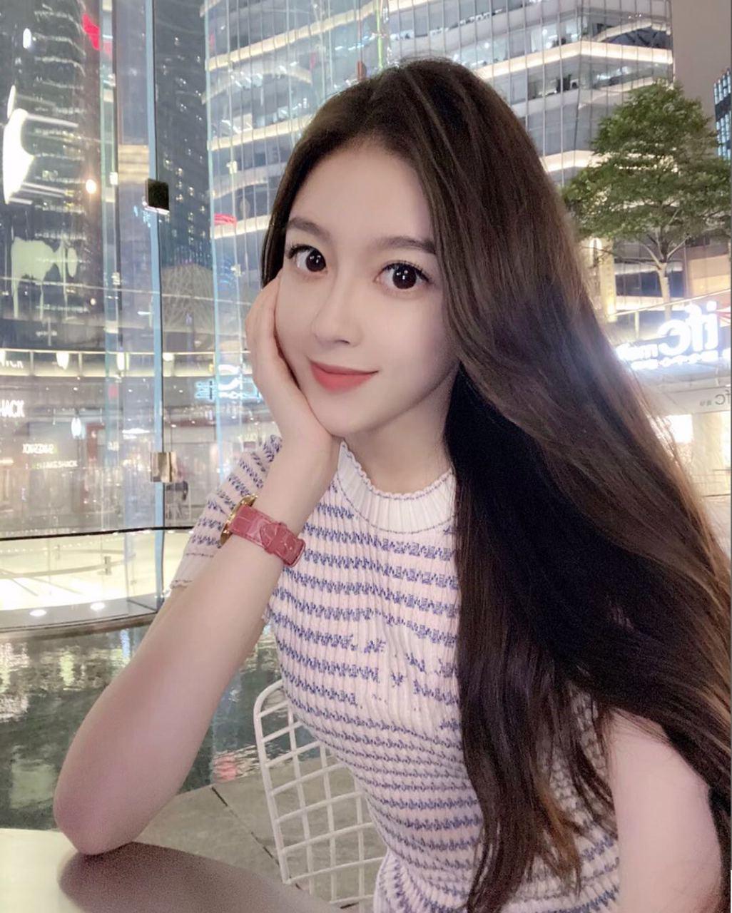 宁波外围模特170D皮肤雪白电眼传神气质大美女温婉可人软软甜甜的感觉超级温柔好嘴甜 - 7 - https://vip.gstudiovip.com/%e5%ae%81%e6%b3%a2%e5%a4%96%e5%9b%b4%e6%a8%a1%e7%89%b9170d%e7%9a%ae%e8%82%a4%e9%9b%aa%e7%99%bd%e7%94%b5%e7%9c%bc%e4%bc%a0%e7%a5%9e%e6%b0%94%e8%b4%a8%e5%a4%a7%e7%be%8e%e5%a5%b3%e6%b8%a9%e5%a9%89.html