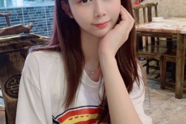 武汉外围模特新人170D肤白腿长