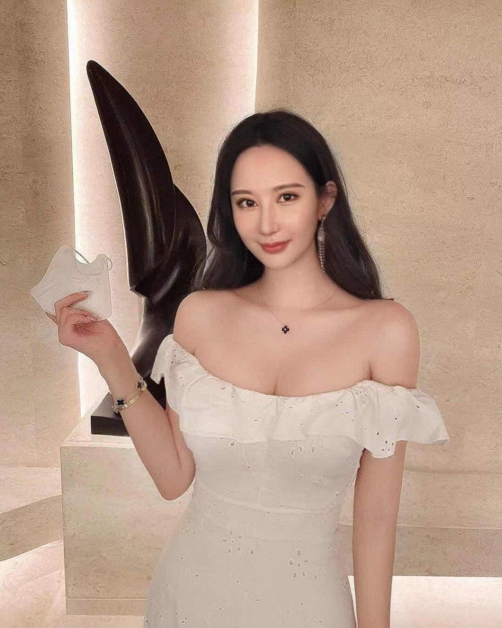 厦门外围模特新人大蜜173D短开兼职全身雪白 - 3 - https://vip.gstudiovip.com/%e5%8e%a6%e9%97%a8%e5%a4%96%e5%9b%b4%e6%a8%a1%e7%89%b9%e6%96%b0%e4%ba%ba%e5%a4%a7%e8%9c%9c173d%e7%9f%ad%e5%bc%80%e5%85%bc%e8%81%8c%e5%85%a8%e8%ba%ab%e9%9b%aa%e7%99%bd.html