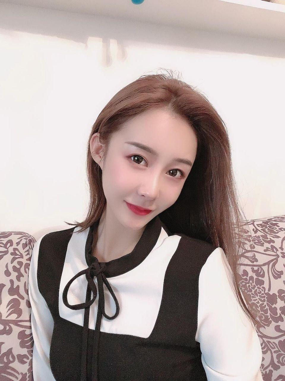 温州外围模特175c00年温柔体贴 - 5 - https://vip.gstudiovip.com/%e6%b8%a9%e5%b7%9e%e5%a4%96%e5%9b%b4%e6%a8%a1%e7%89%b9175c00%e5%b9%b4%e6%b8%a9%e6%9f%94%e4%bd%93%e8%b4%b4.html