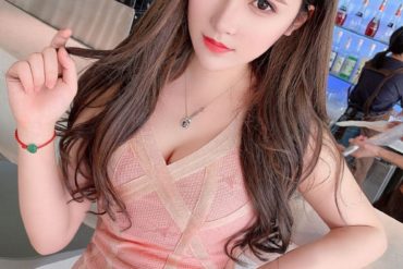 厦门外围模特全新面孔气质女孩真实模特皮肤雪白温柔待人身高170体重48罩杯D