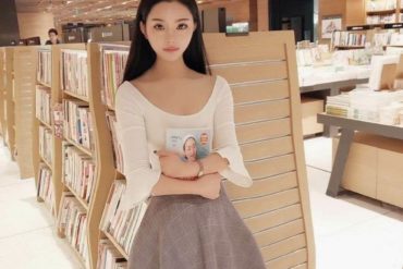 南昌外围模特服装店老板娘171E69式吻天然无整可甜可盐解锁更多姿势