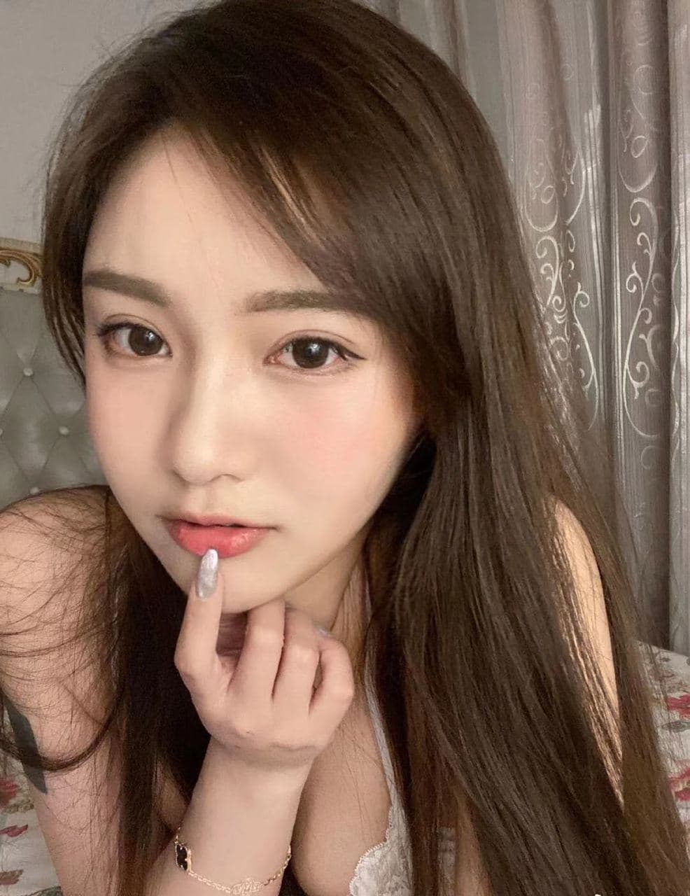 兰州外围模特新人清纯唯美学生少女01年172真实罩杯d▲手如柔夷肤如凝脂腿长1米2A4腰 - 1 - https://vip.gstudiovip.com/%e5%85%b0%e5%b7%9e%e5%a4%96%e5%9b%b4%e6%a8%a1%e7%89%b9%e6%96%b0%e4%ba%ba%e6%b8%85%e7%ba%af%e5%94%af%e7%be%8e%e5%ad%a6%e7%94%9f%e5%b0%91%e5%a5%b301%e5%b9%b4172%e7%9c%9f%e5%ae%9e%e7%bd%a9%e6%9d%afd.html