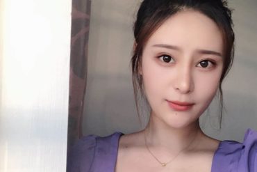 太原外围模特纯新人168E皮肤雪白