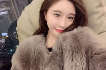 武汉外围模特02年短期开兼职学生净173cm45g清纯可爱皮肤白嫩