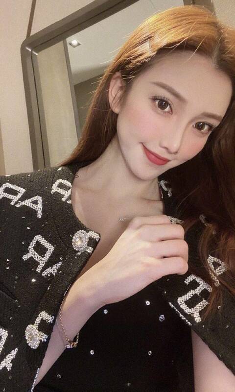 成都外围女价格 成都外围女模特 成都外围女微信 成都商务模特包月价格