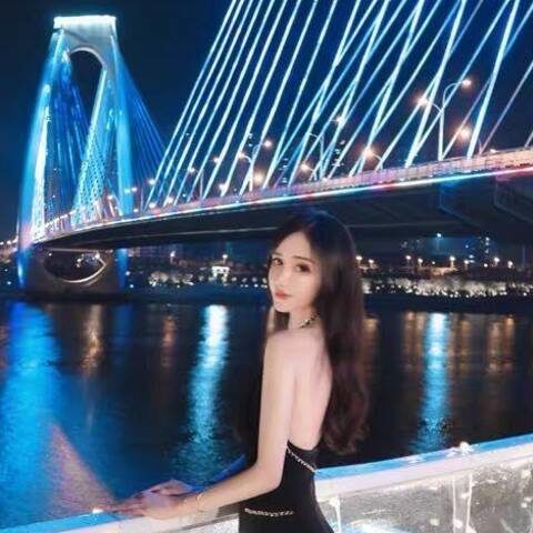 成都外围女模特校花模特兼职最新动态