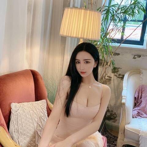 南京外围女模特巨乳 175 胸G一次亲身经历