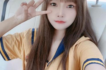 福州外围模特166F罩杯大胸娃娃声音甜美酥软迪丽热巴款紧紧紧荷包型