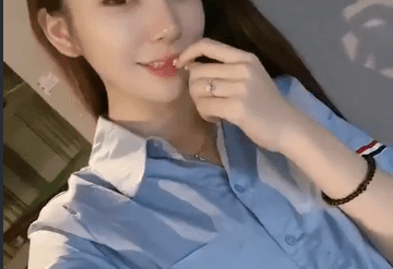 长沙外围模特纯新人03年172D湖南音乐学院在校生可69