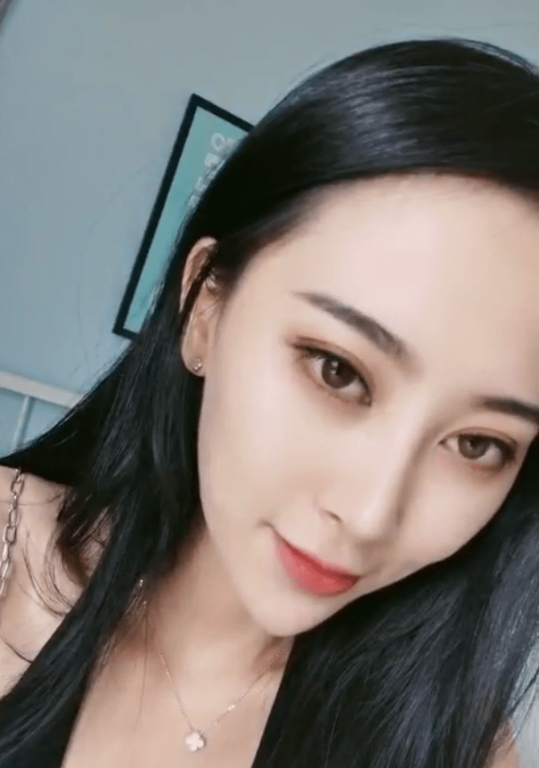 无锡外围模特新人第一次抵达女神可素颜出镜穿着洋气时尚大牌净175模特S身材大长腿D蜜桃臀皮肤光滑白皙 - 1 - https://vip.gstudiovip.com/%e6%97%a0%e9%94%a1%e5%a4%96%e5%9b%b4%e6%a8%a1%e7%89%b9%e6%96%b0%e4%ba%ba%e7%ac%ac%e4%b8%80%e6%ac%a1%e6%8a%b5%e8%be%be%e5%a5%b3%e7%a5%9e%e5%8f%af%e7%b4%a0%e9%a2%9c%e5%87%ba%e9%95%9c%e7%a9%bf%e7%9d%80.html